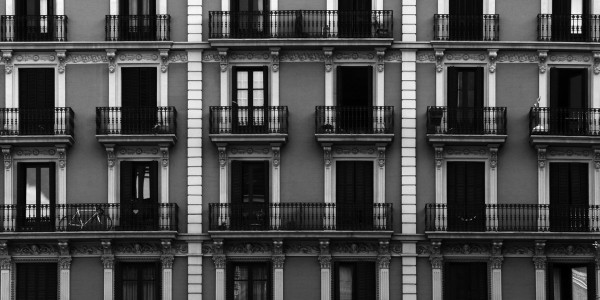 Peritajes Inmobiliarios els Guiamets · Informes Periciales de Fallos Estructurales
